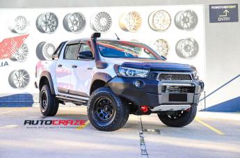TOYOTA HILUX N80 4WD MO990 ROTARY GLOSS BLACK